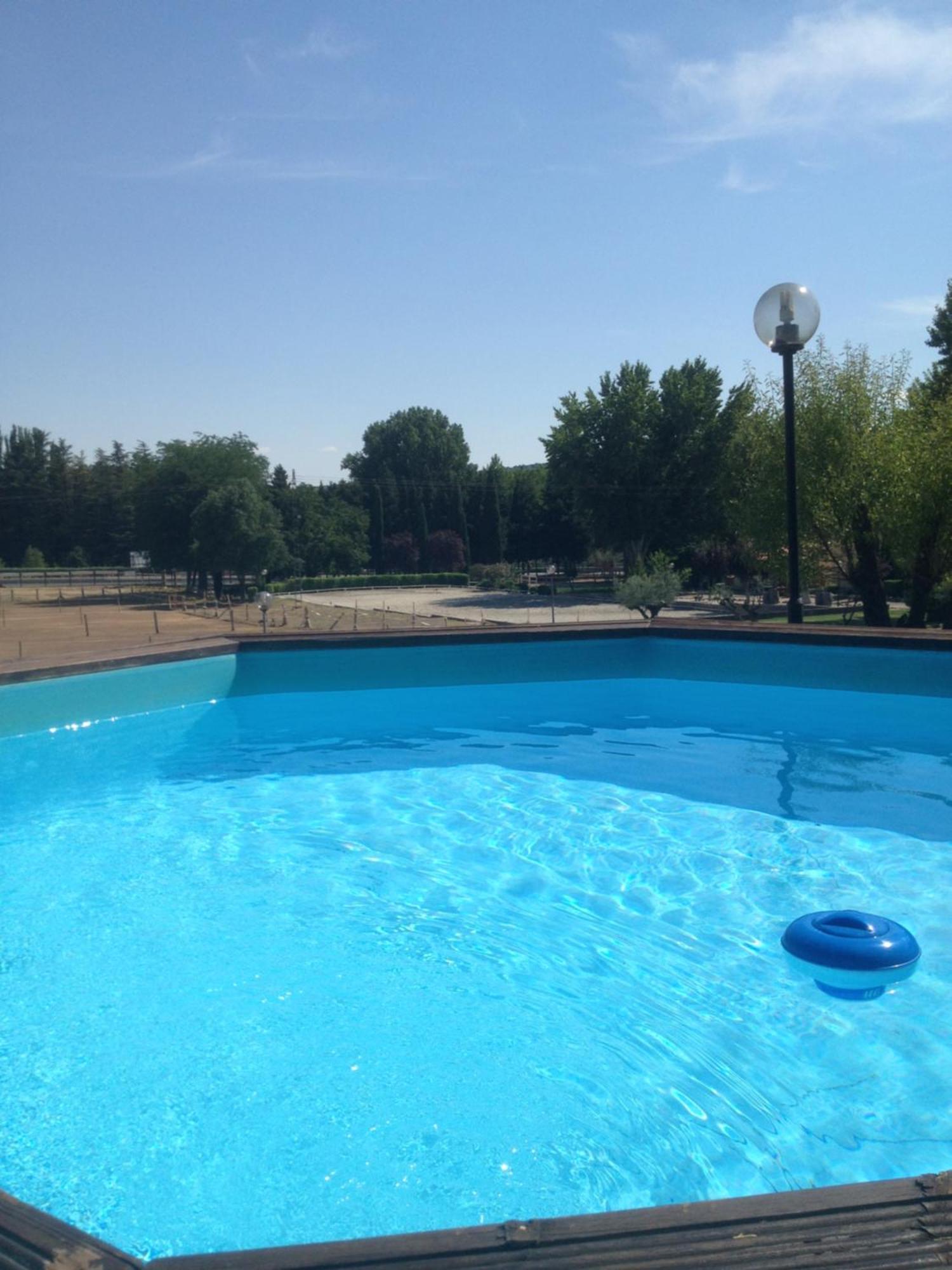 Bungalow Bambolera Torrelaguna Kültér fotó